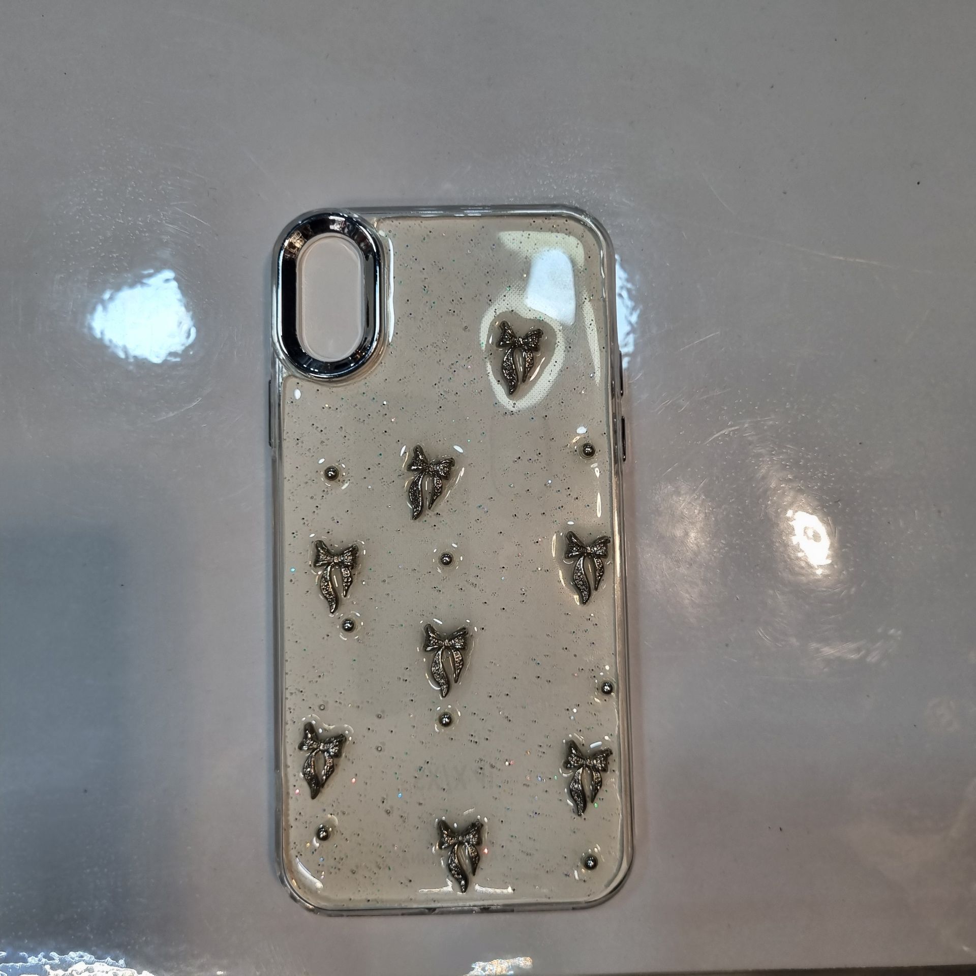 قاب-گارد-شفاف-آیفون-طرح-پاپیون-